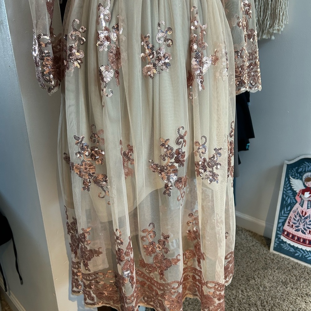 Chic Sequin Embellished Long Sleeve Dress - Picture 2 of 16
